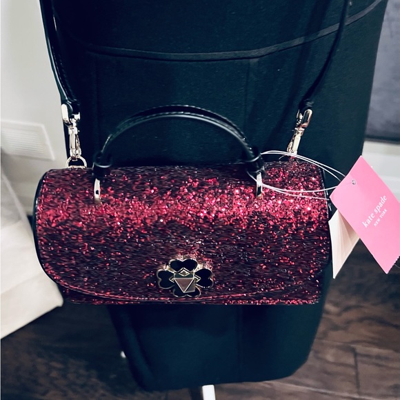 Kate Spade Odette glitter crossbody holiday berry colour / black trim NWT - Picture 6 of 7